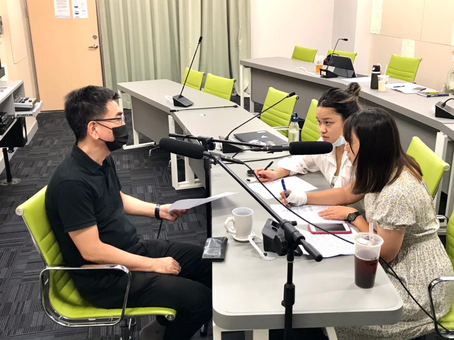 雲科大客家研究中心黃衍明主任podcast錄音